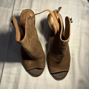2/$30 Women's Lucky Brand Lisza Ankle Boots Booties Shoes Size 9.5 Brown Leather